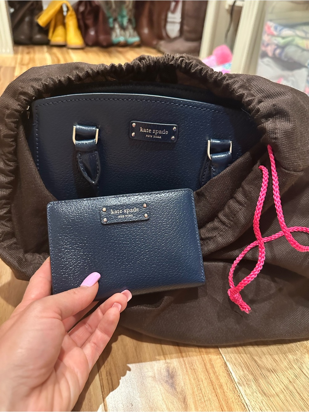 kate spade navy pebbled leather tote with matching card wallet